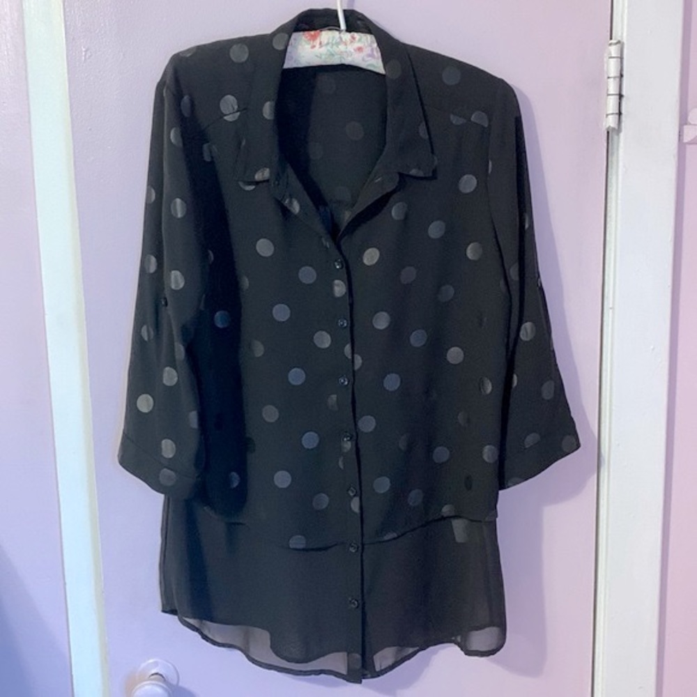 Reitmans sheer blouse Size M